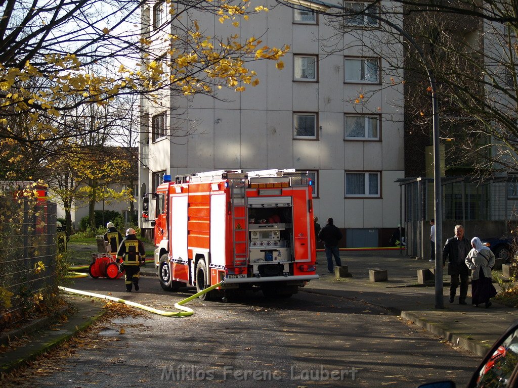 Brand Hochhaus Koeln Ostheim Gernsheimerstr   P04.JPG